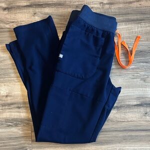 Figs Navy Nepal straight leg scrub pants XS regular